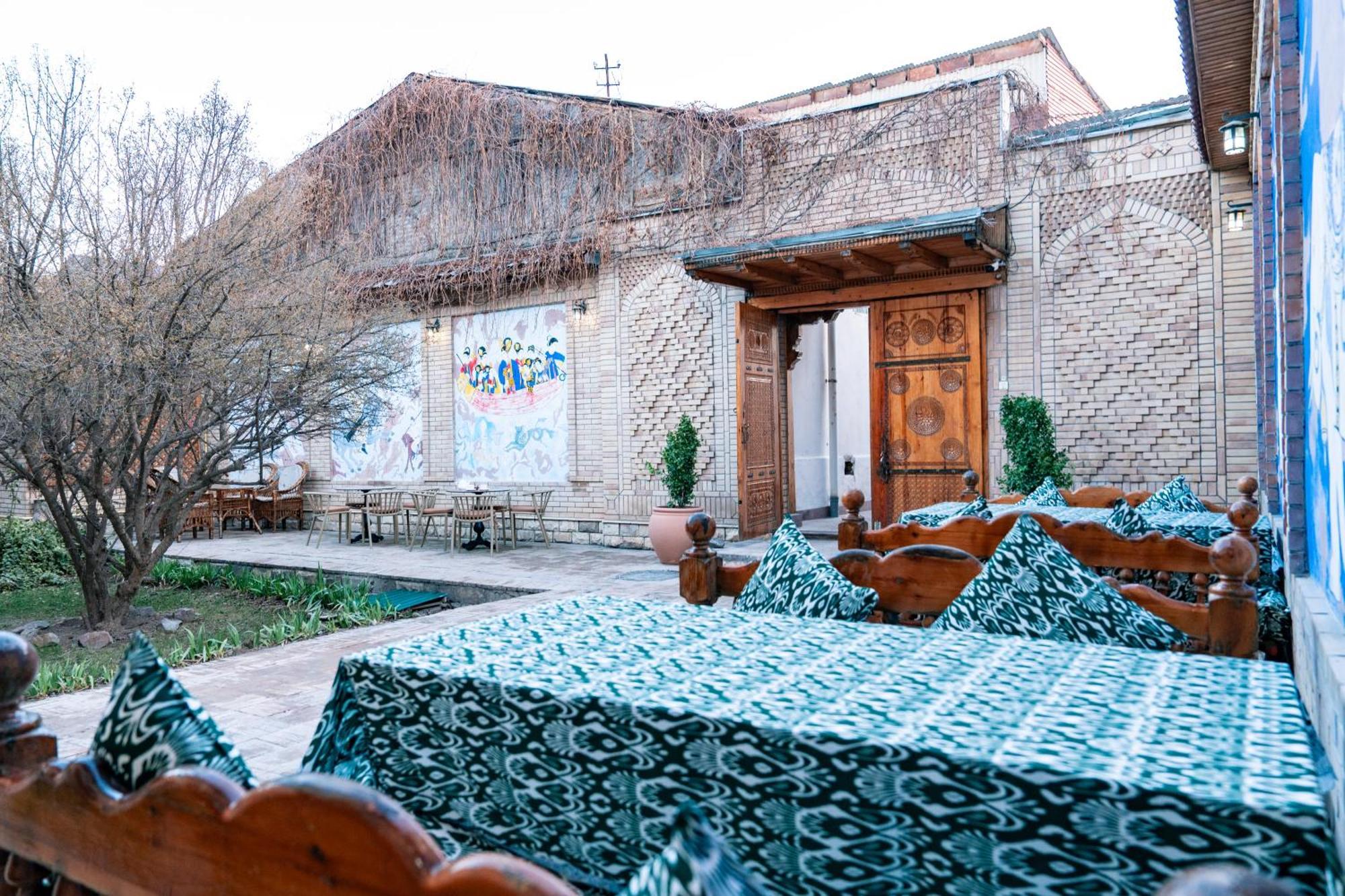 Hotel Caravan Serail Samarcande Extérieur photo