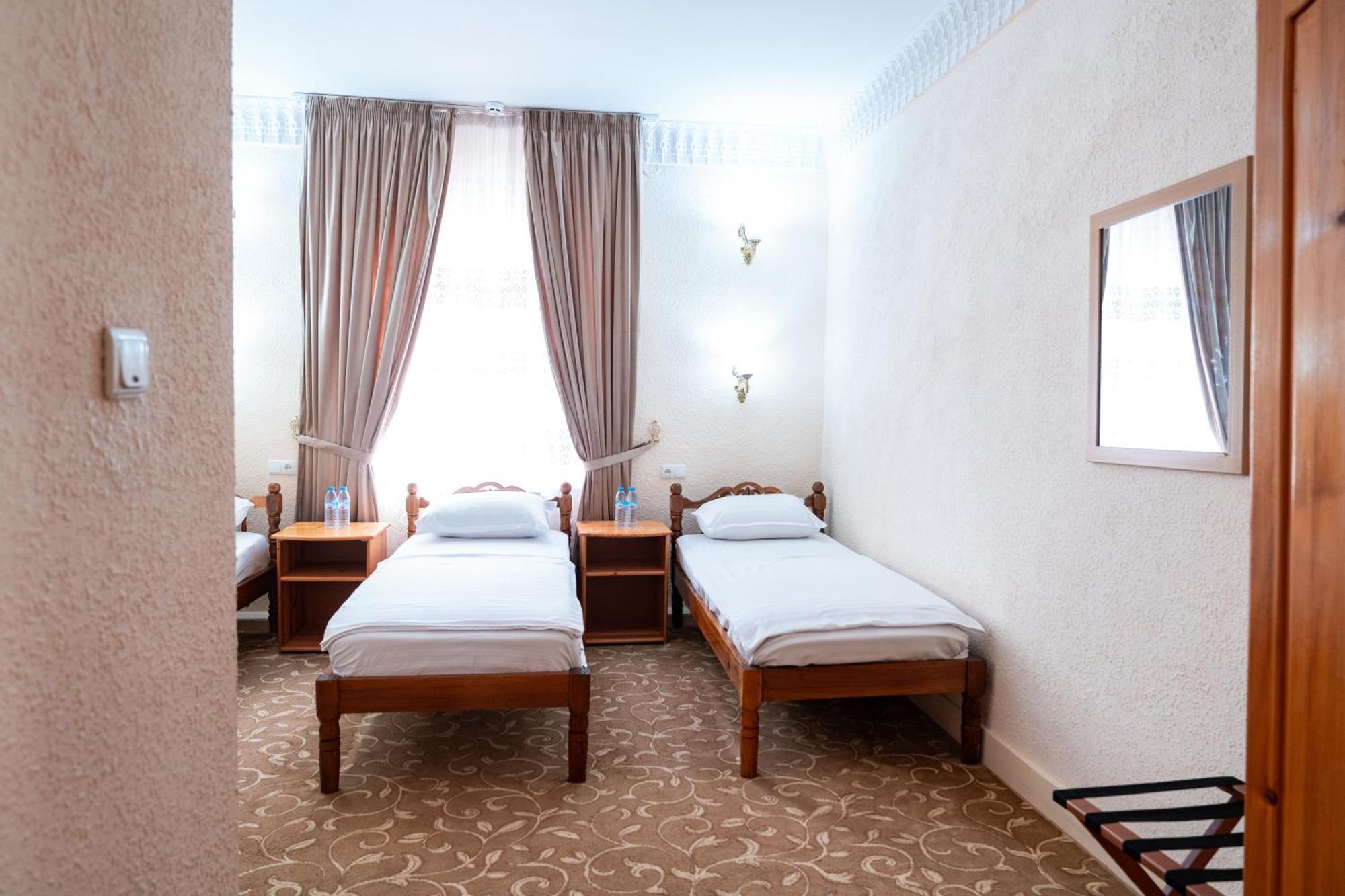 Hotel Caravan Serail Samarcande Extérieur photo
