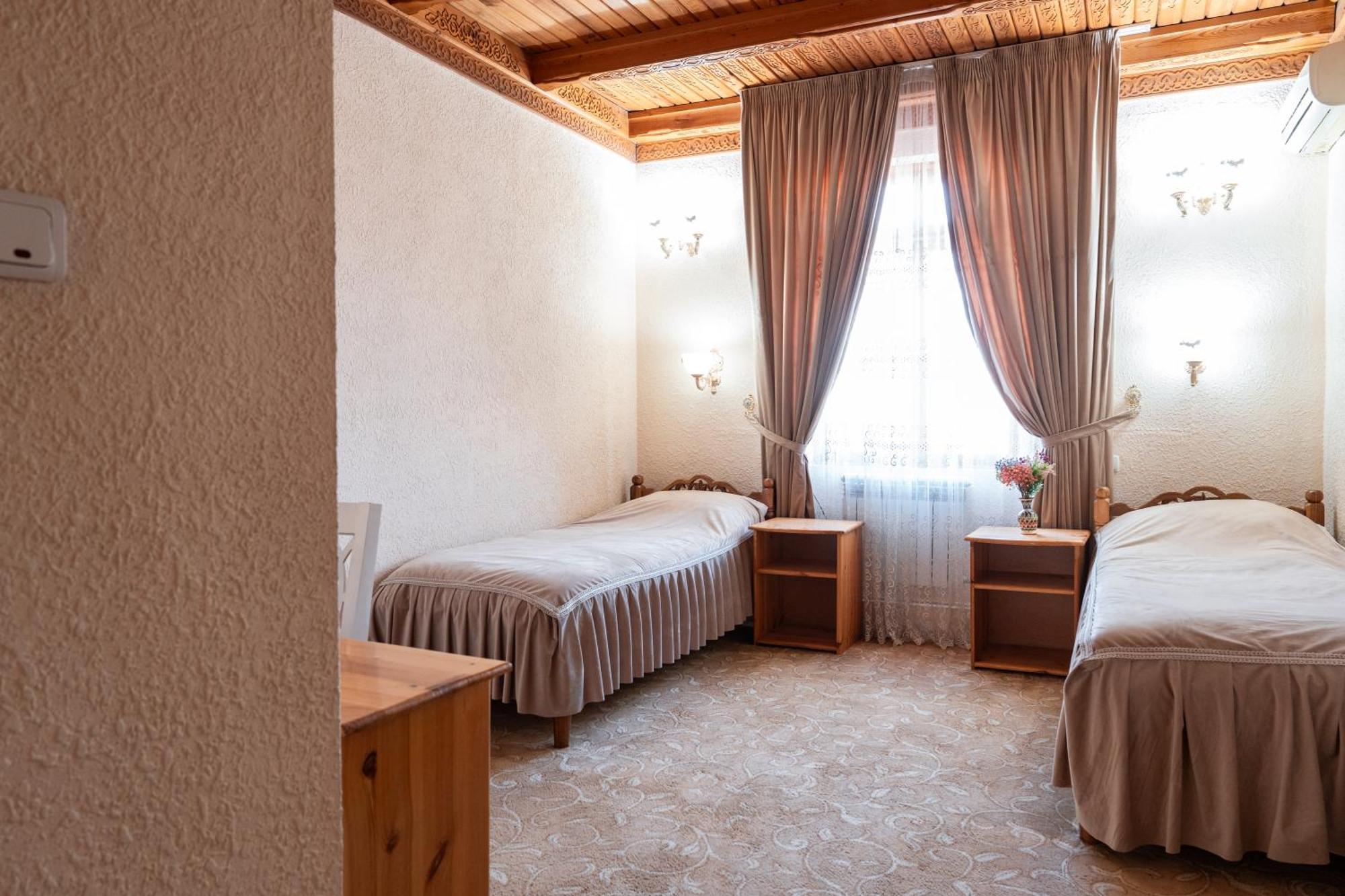 Hotel Caravan Serail Samarcande Extérieur photo